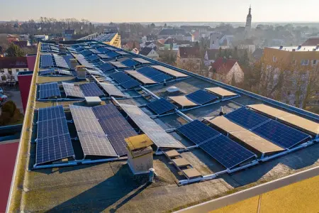 Solarparks: Was es ist, Vor- und Nachteile