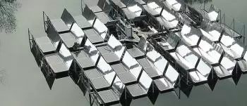 Schwimmende Photovoltaik-Solarenergie